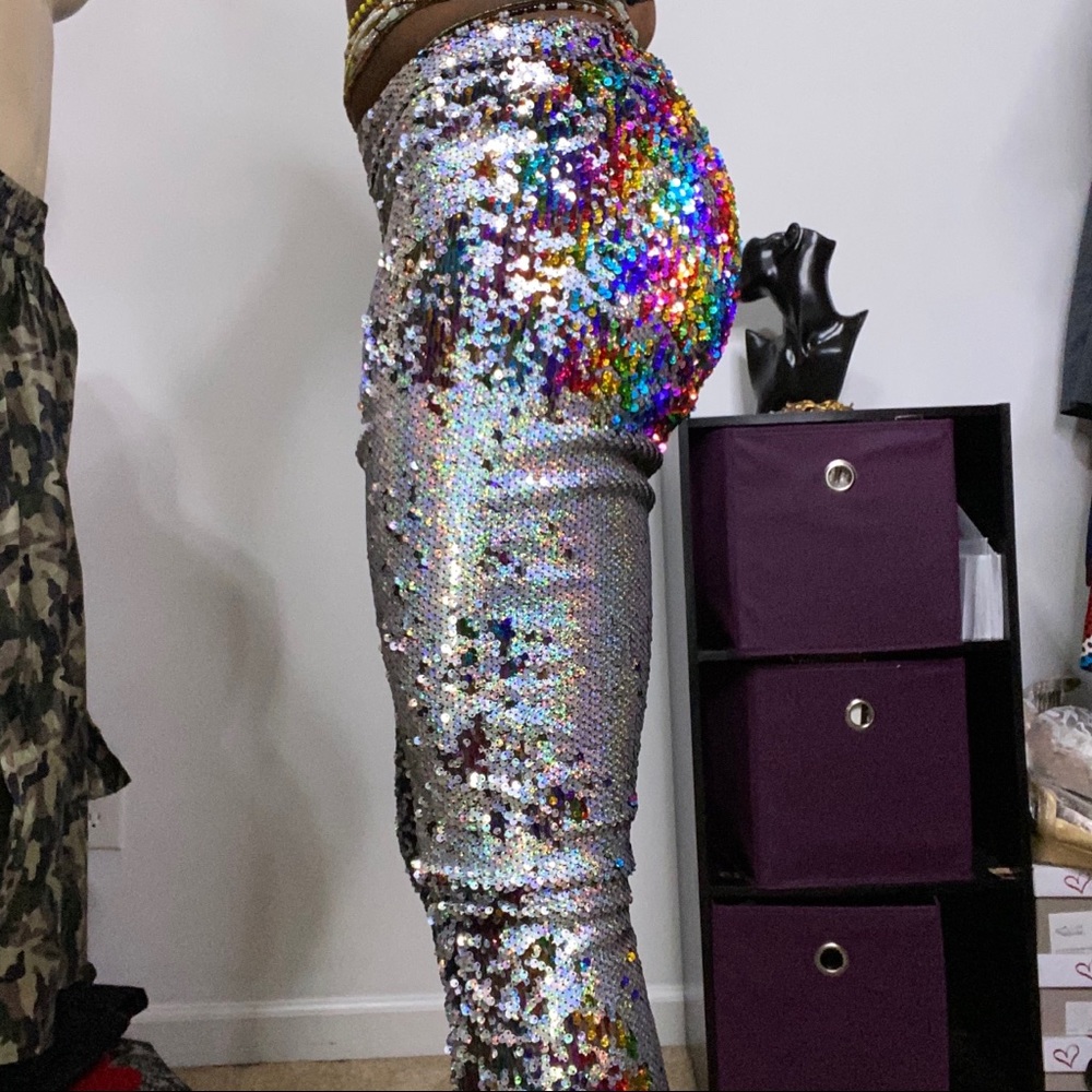 Pants - Picture 4 of 6